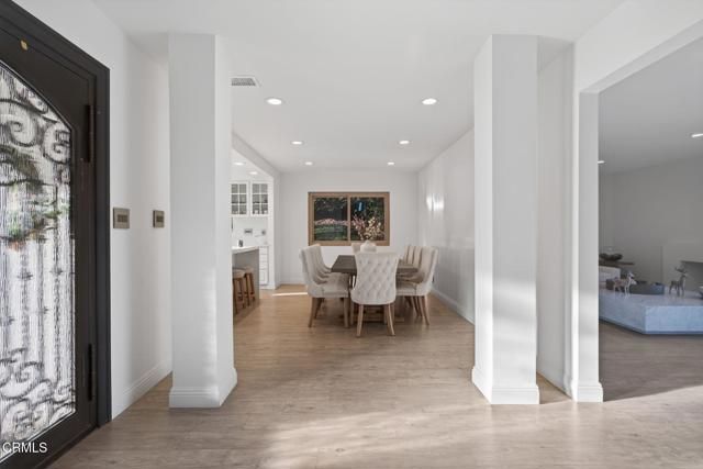 542 Valley View Way, Ventura, CA 93003