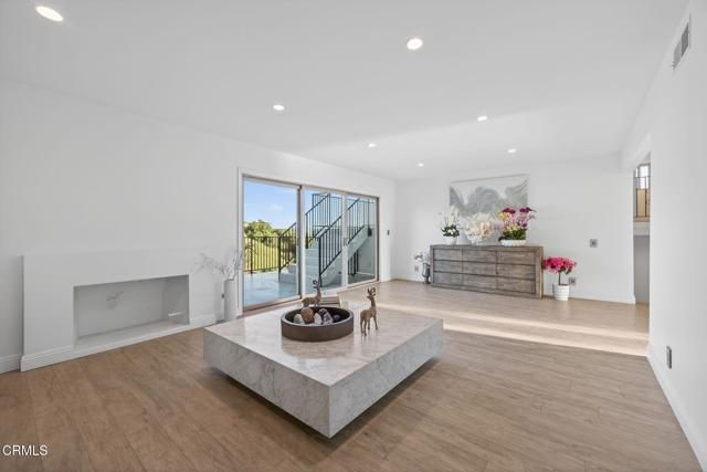 542 Valley View Way, Ventura, CA 93003