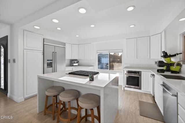 542 Valley View Way, Ventura, CA 93003