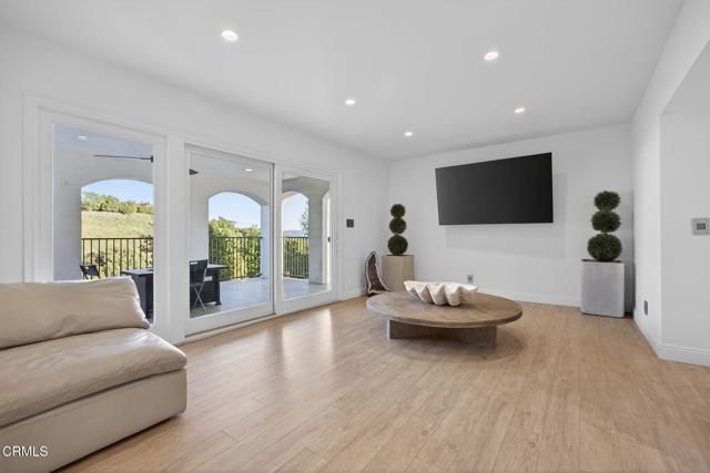 542 Valley View Way, Ventura, CA 93003