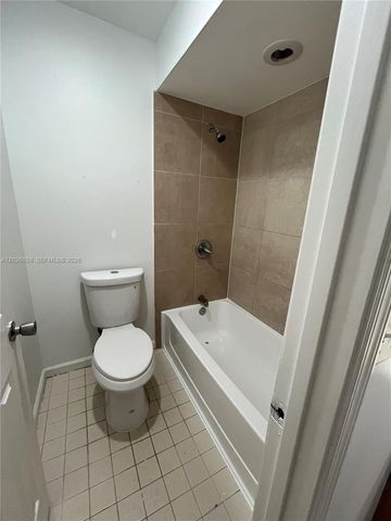 2501 NW 56th Avenue 514, Lauderhill, FL 33313
