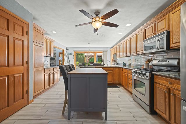 2909 Culver Court, Poplar Grove, IL 61065