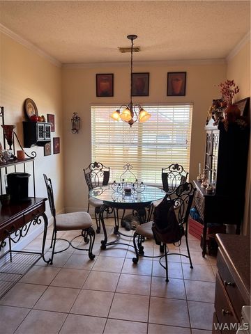 220 Azalea, Moundville, AL 35474