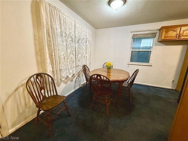 386 Fulmer Avenue, Akron, OH 44312