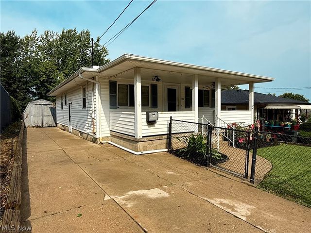 386 Fulmer Avenue, Akron, OH 44312
