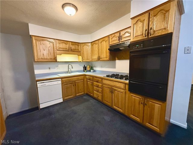 386 Fulmer Avenue, Akron, OH 44312