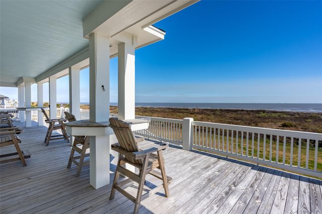 3726 Biscayne Beach Road, Port Bolivar, TX 77650