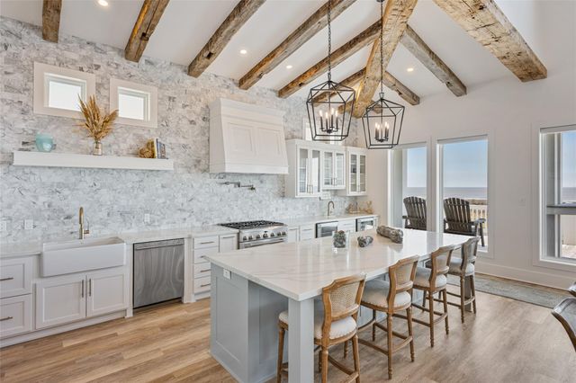 3726 Biscayne Beach Road, Port Bolivar, TX 77650