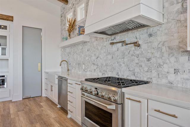 3726 Biscayne Beach Road, Port Bolivar, TX 77650