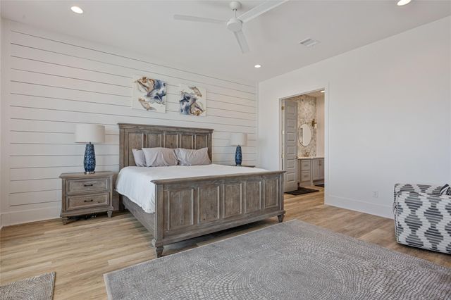 3726 Biscayne Beach Road, Port Bolivar, TX 77650