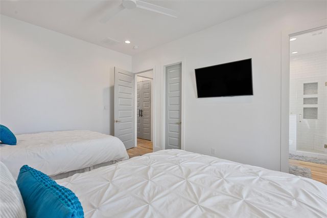 3726 Biscayne Beach Road, Port Bolivar, TX 77650