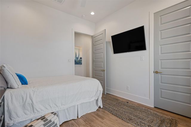 3726 Biscayne Beach Road, Port Bolivar, TX 77650