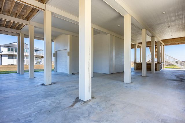 3726 Biscayne Beach Road, Port Bolivar, TX 77650