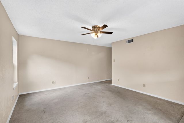 3302 Ivanhoe Lane, Garland, TX 75044
