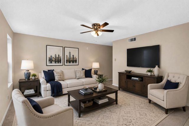 3302 Ivanhoe Lane, Garland, TX 75044