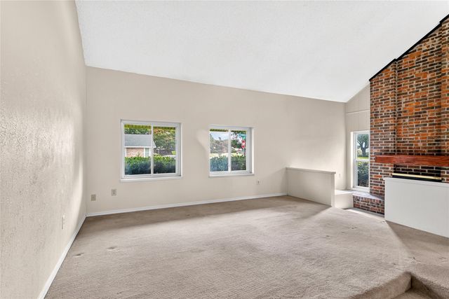 3302 Ivanhoe Lane, Garland, TX 75044