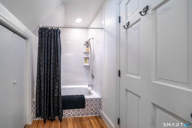 76 Bartlett Drive, Madison, CT 06443