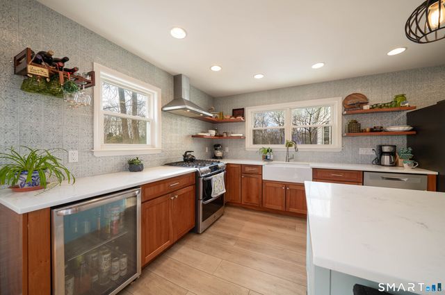 76 Bartlett Drive, Madison, CT 06443