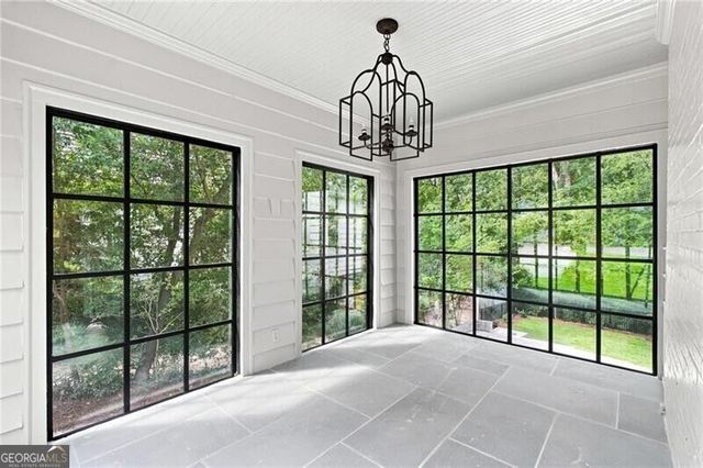 2492 Alton Road NW, Atlanta, GA 30305