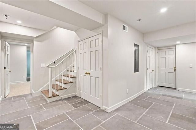 2492 Alton Road NW, Atlanta, GA 30305