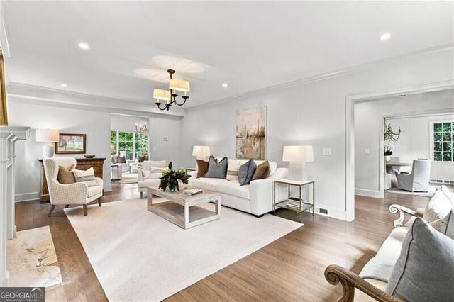 2492 Alton Road NW, Atlanta, GA 30305