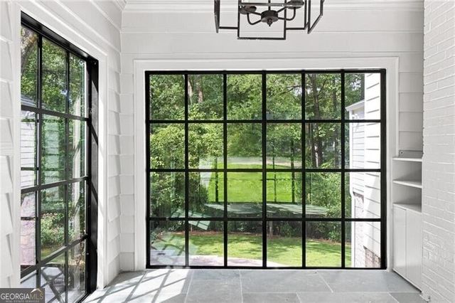 2492 Alton Road NW, Atlanta, GA 30305