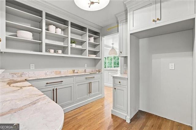 2492 Alton Road NW, Atlanta, GA 30305