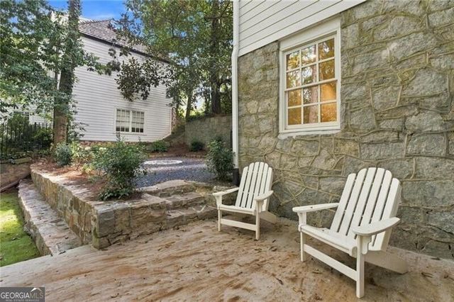 2492 Alton Road NW, Atlanta, GA 30305