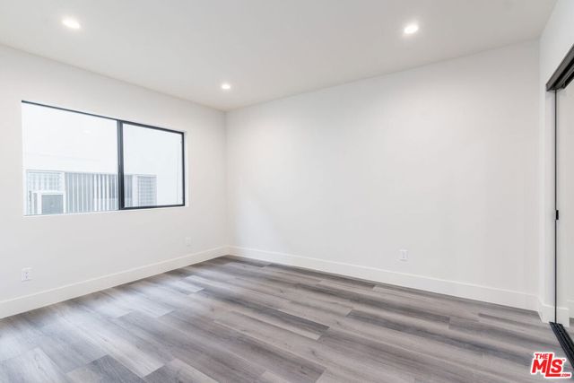 1262 N Sweetzer Avenue 104, West Hollywood, CA 90069