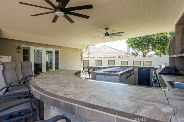 934 Lorna, Corona, CA 92882