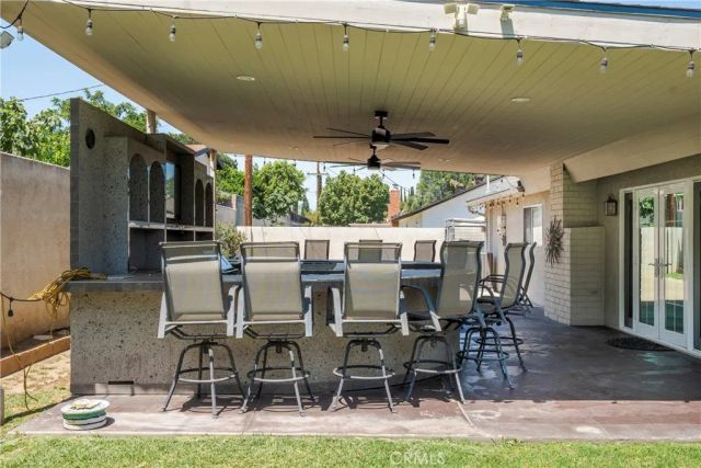 934 Lorna, Corona, CA 92882