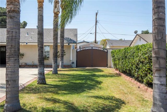 934 Lorna, Corona, CA 92882