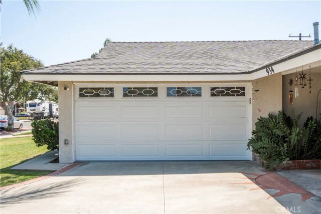934 Lorna, Corona, CA 92882