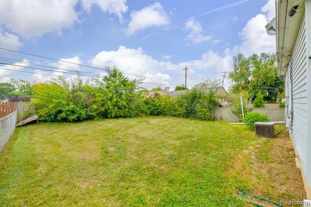 3752 Katherine Street, Dearborn, MI 48124