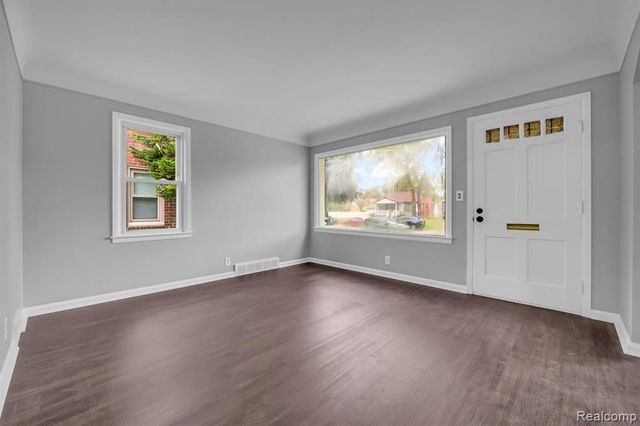 3752 Katherine Street, Dearborn, MI 48124