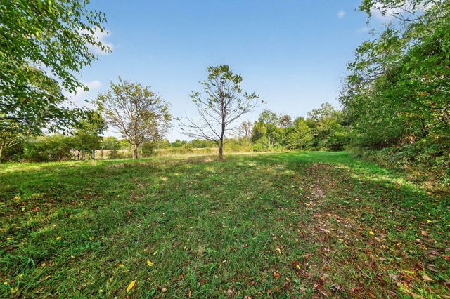 2314 Hand Road, Howard Twp, MI 49120