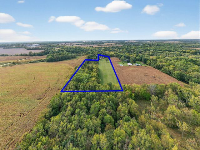 2314 Hand Road, Howard Twp, MI 49120