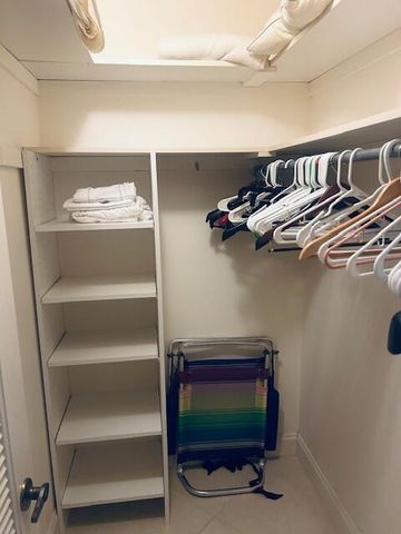 951 De Soto Road 233, Boca Raton, FL 33432