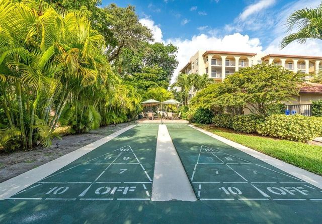 951 De Soto Road 233, Boca Raton, FL 33432