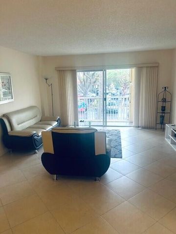 951 De Soto Road 233, Boca Raton, FL 33432