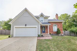 9015 Swarner Drive, Lenexa, KS 66219