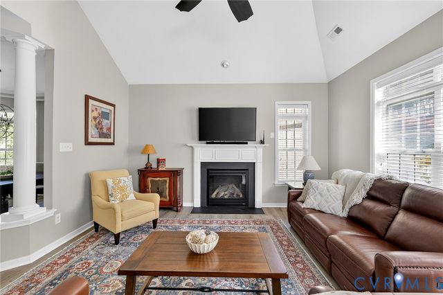 5201 Creek Heights Dr, Midlothian, VA 23112