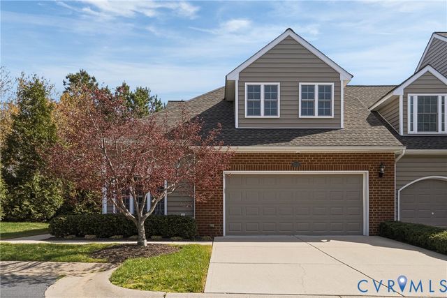 5201 Creek Heights Dr, Midlothian, VA 23112