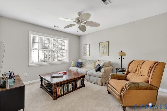 5201 Creek Heights Dr, Midlothian, VA 23112