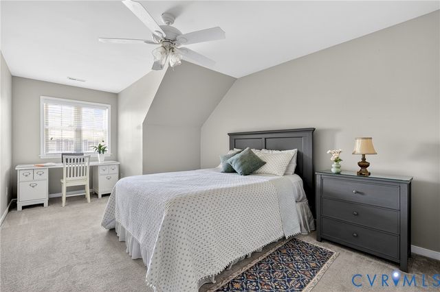 5201 Creek Heights Dr, Midlothian, VA 23112