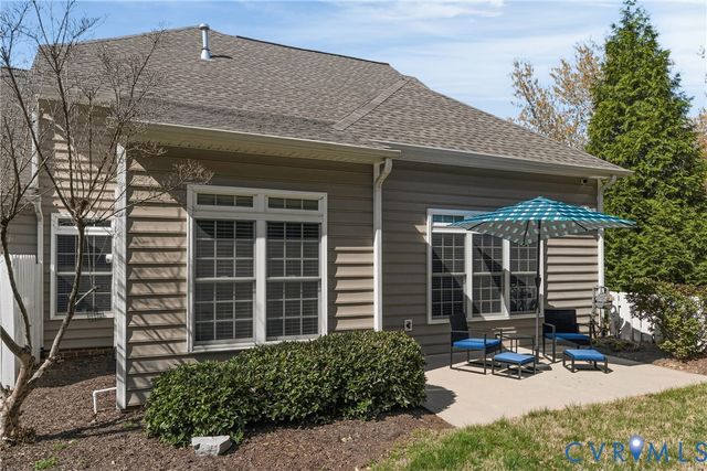 5201 Creek Heights Dr, Midlothian, VA 23112