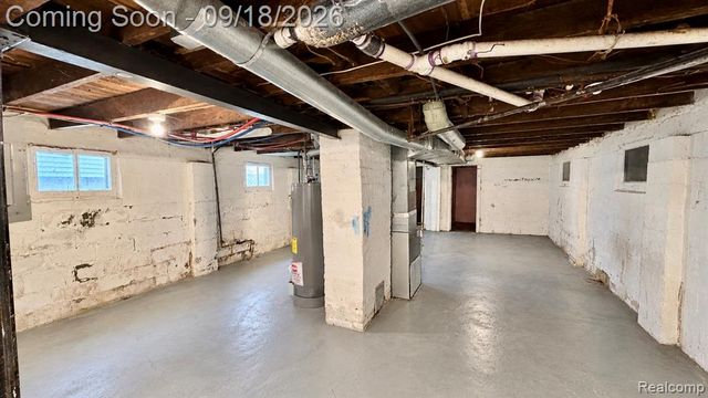 11402 Nagel Street, Hamtramck, MI 48212