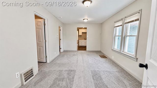 11402 Nagel Street, Hamtramck, MI 48212