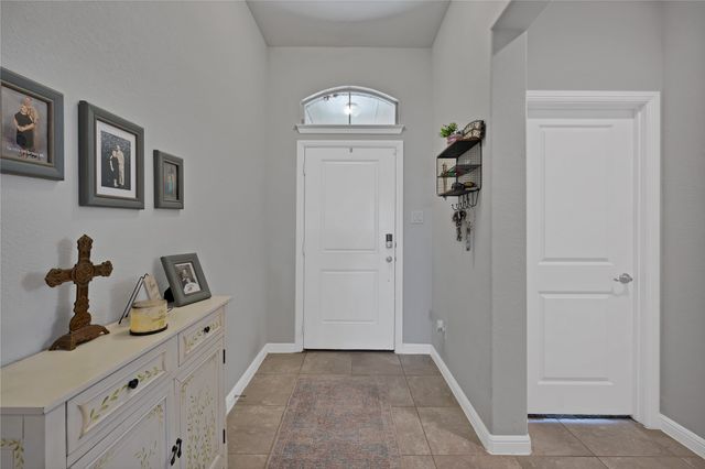 1099 Admiral Drive, Azle, TX 76020