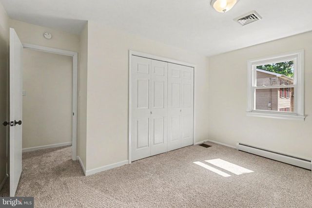 4722 CLARENDON ST, Harrisburg, PA 17109